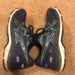 ASICS Gel Nimbus (this years style)